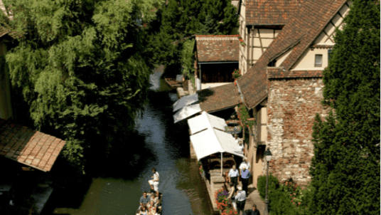 Déjeuner et visite de la Petite Venise en barque à Colmar à l'occasion de la réunion annuelle de la Coordination Est